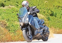 Î”Î¿ÎºÎ¹Î¼Î¬Î¶Î¿Ï…Î¼Îµ: Yamaha X-Max 400