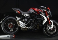 Î Î±ÏÎ¿Ï…ÏƒÎ¯Î±ÏƒÎ·: MV Agusta Brutale 800 Dragster RR