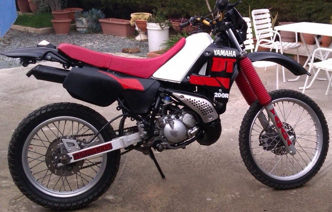 POLITE YAMAHA DT200R
