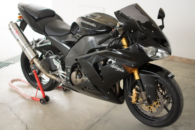 kawasaki zx10 2004