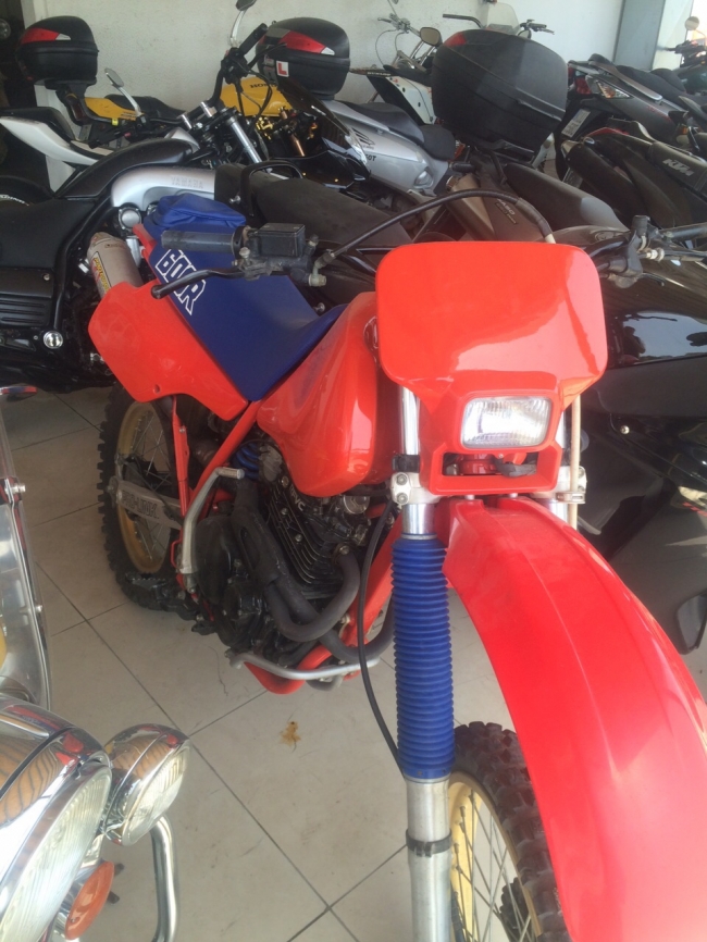 POLITE HONDA XR600R 1986 SILEKTIKO KOMATI DEKTI KAI ANTALAGY