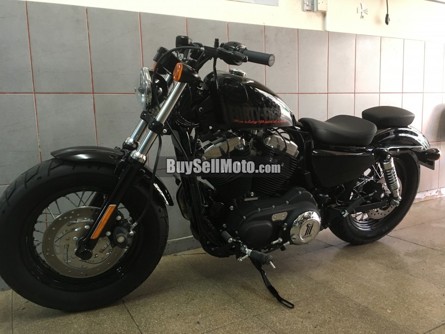 Forty Eight xl1200 2012 3700km