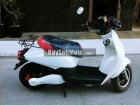 E-electric motorcycle. Olokenurgia motora mono 10 xilionetra 3