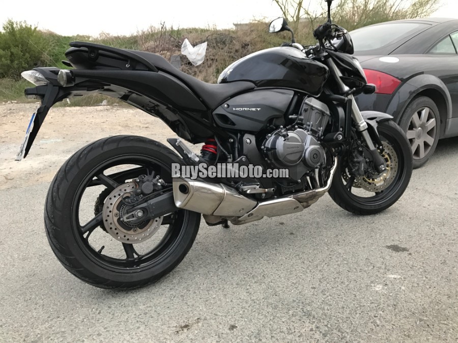 honda hornet 2009 review