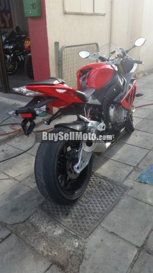 BMW S1000RR 2011 1