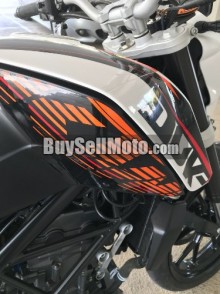 KTM Duke 200  3