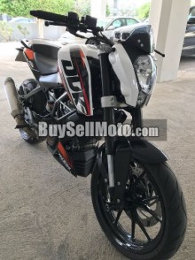 KTM Duke 200  5