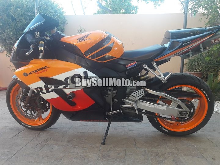 HONDA CBR 1000RR REPSOL 2005