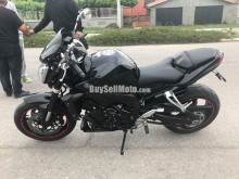 YAMAHA FZ1  1