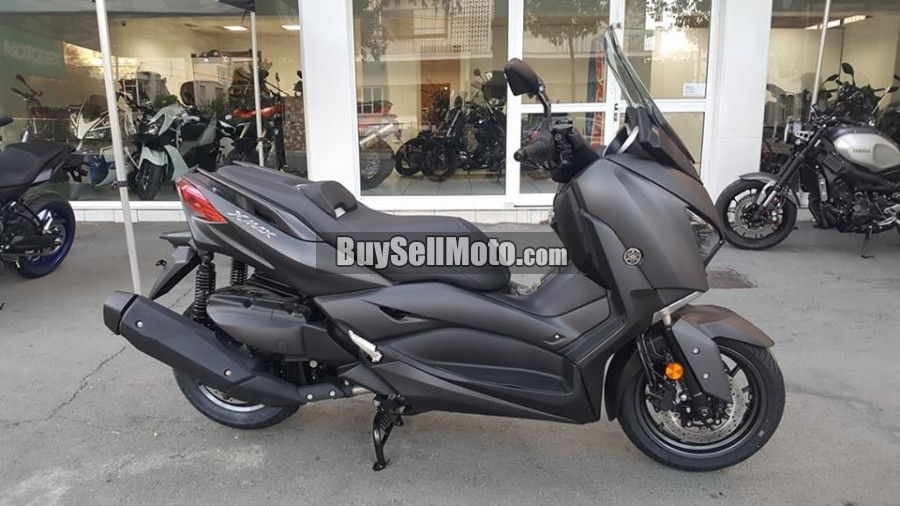 YAMAHA XMAX 400