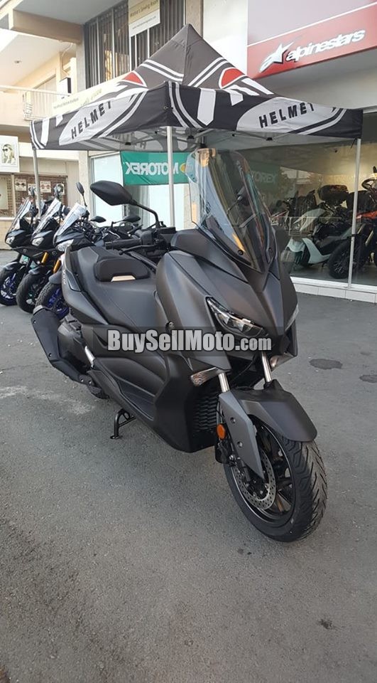 YAMAHA XMAX 400