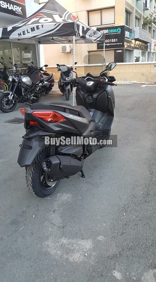 YAMAHA XMAX 400