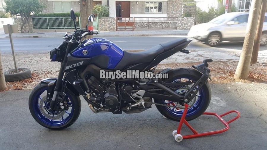 YAMAHA MT-09 