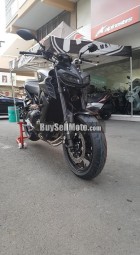 YAMAHA MT-09  1