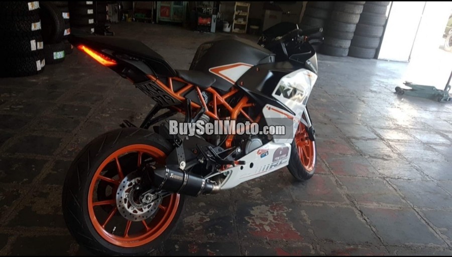 KTM RC 390 2015