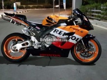 HONDA CBR1000RR 2005 1