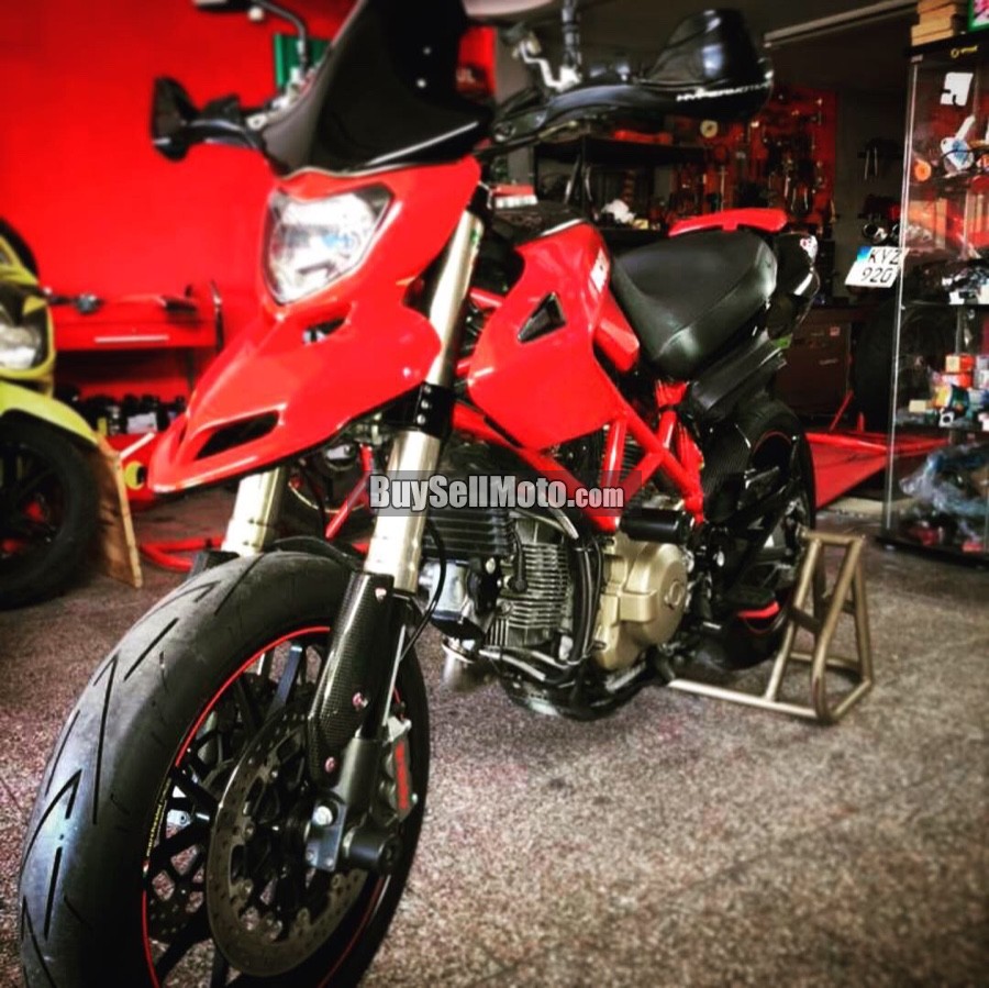 DUCATI Hypermotard 1100S 2008