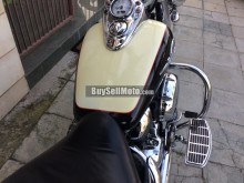 HONDA Shadow 750 3