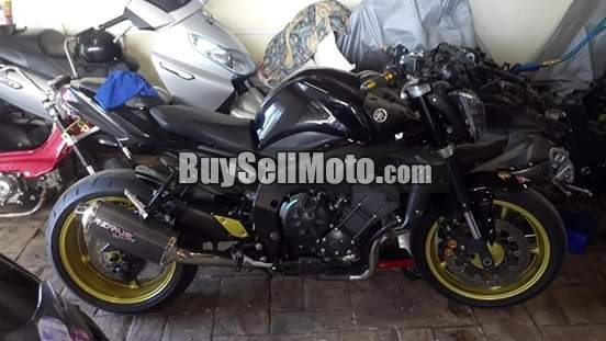 YAMAHA FZ1 2008