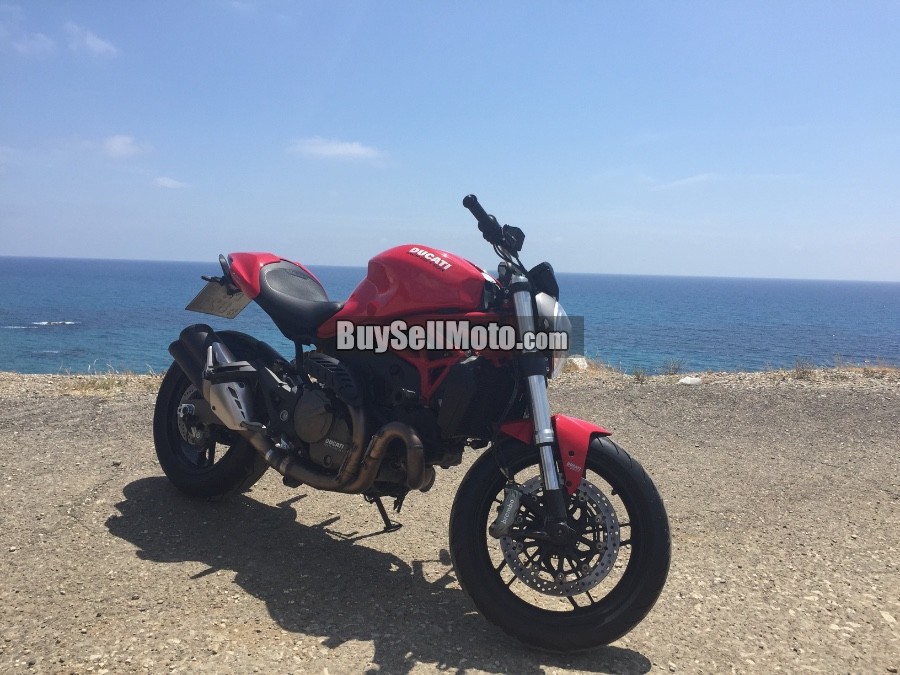 DUCATI Monster 2015