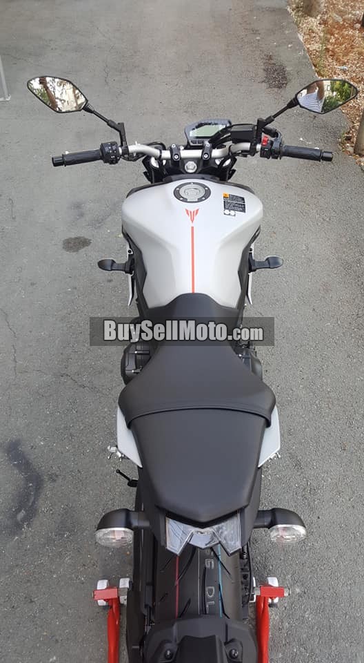 YAMAHA MT-09