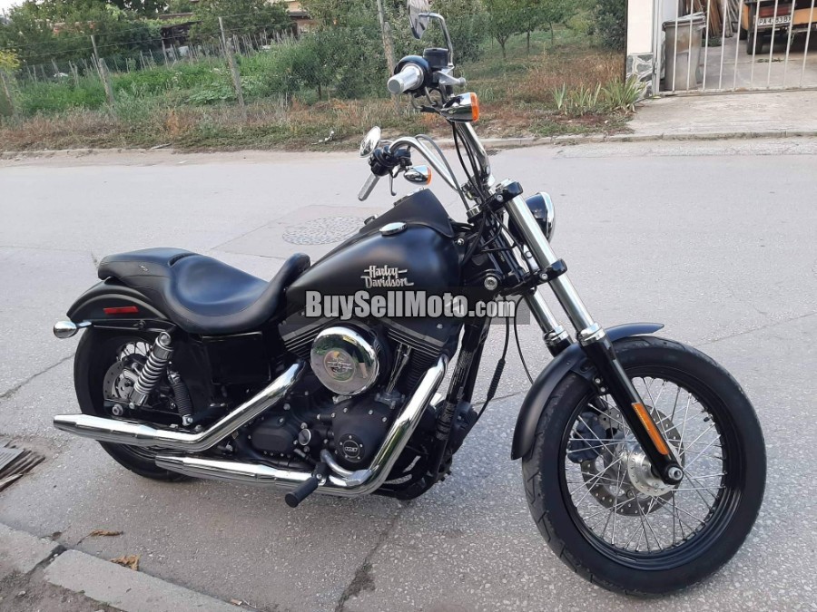 HARLEY-DAVIDSON Street Bob 2014