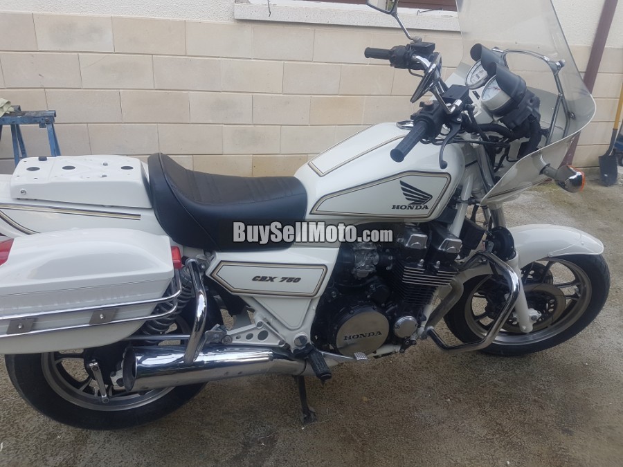 HONDA CBX750P 2001