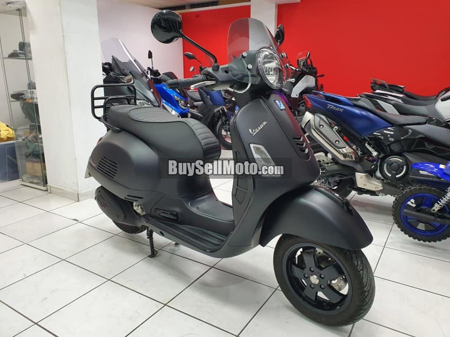Vespa GTS 300 SUPER NOTTE 2018