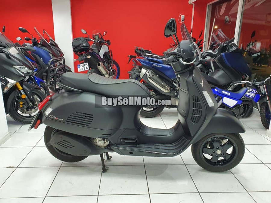 Vespa GTS 300 SUPER NOTTE 2018
