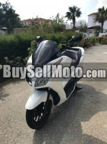 HONDA Forza 2015 2