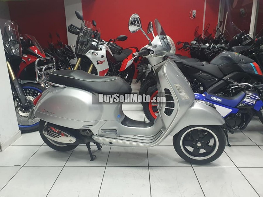 Vespa GTS250ie 2008