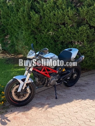 DUCATI Monster 2014
